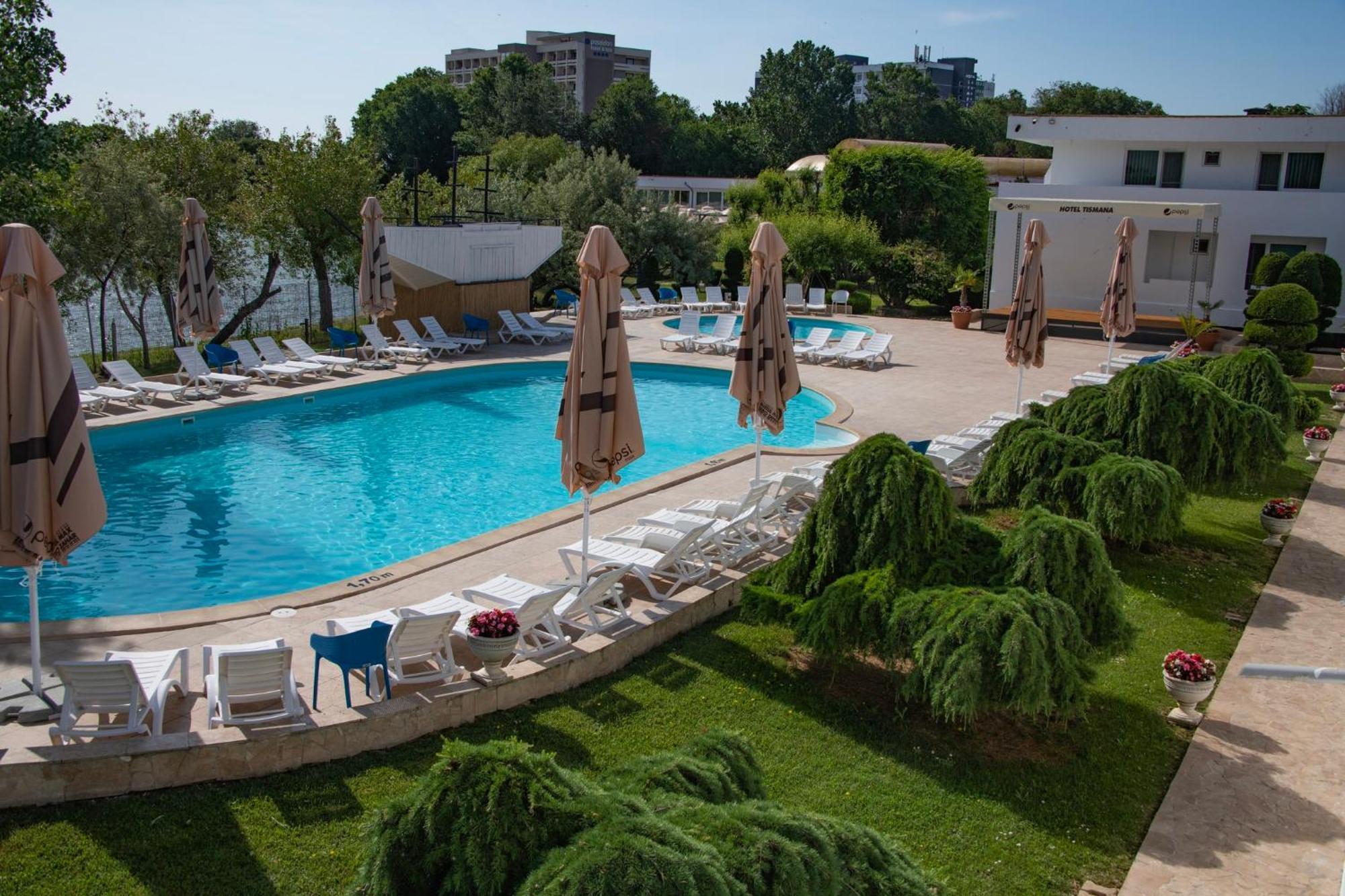 Complex Tismana 3* All Inclusive Jupiter Exterior photo